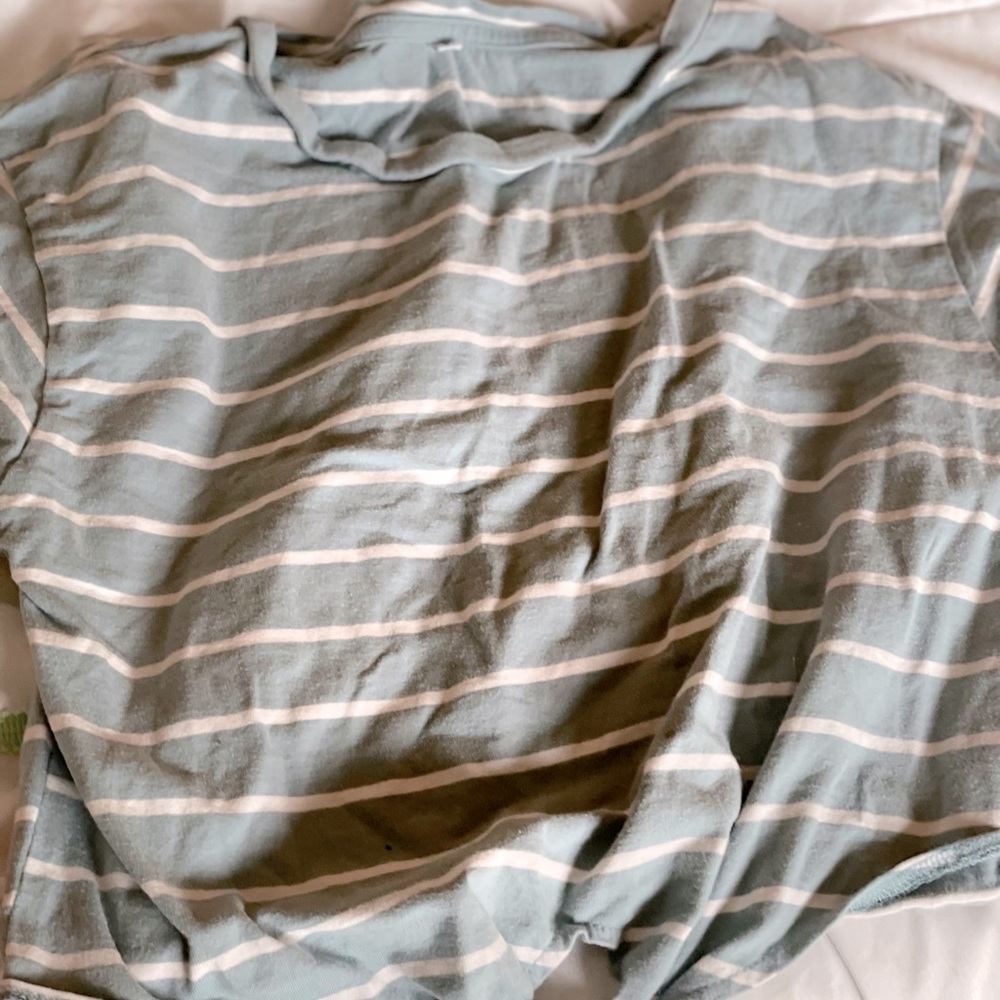 Crop Blue Striped shirt with knot